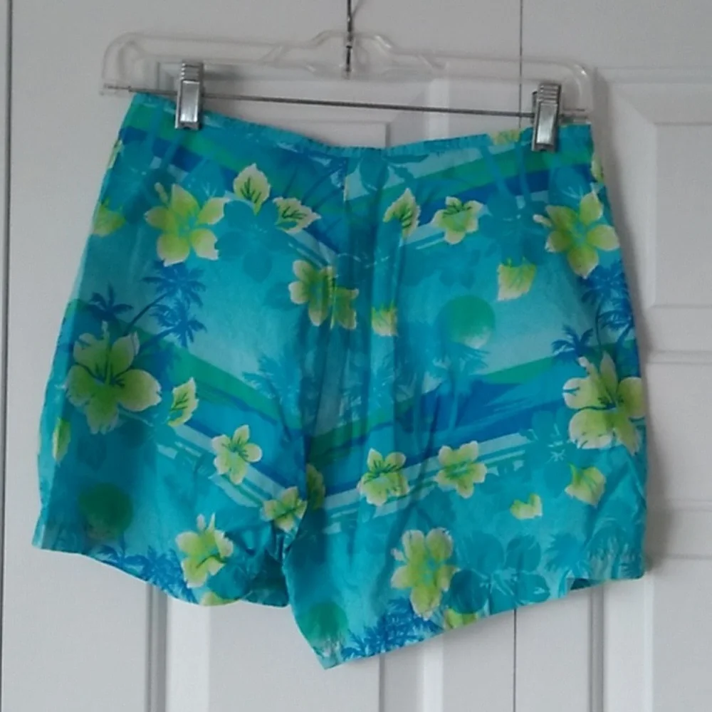 Catalina shorts - Picture 2 of 3